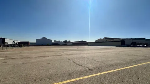 1 Setchell Rd, Roodekop, Germiston, 1401 - Yard to let for rent with 200m² office space (1)